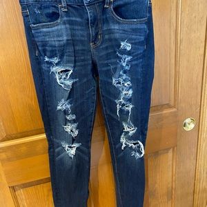 American eagle highwaisted jeans